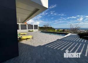 Дом 240м&sup2;, 2-этажный, участок 4 сот.  