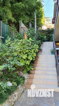 Дом 799м², 5-этажный, участок 10 сот.  