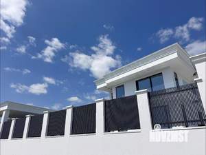 Дом 290м², 2-этажный, участок 12 сот.  