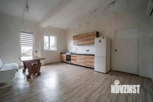 Дом 500м&sup2;, 2-этажный, участок 9 сот.  