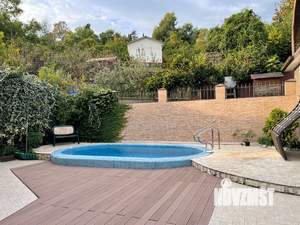 Дом 350м², 3-этажный, участок 10 сот.  