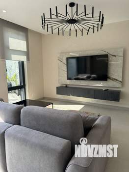 Коттедж 268м&sup2;, 2-этажный, участок 8 сот.  