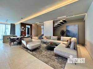 Дом 350м², 3-этажный, участок 5 сот.  