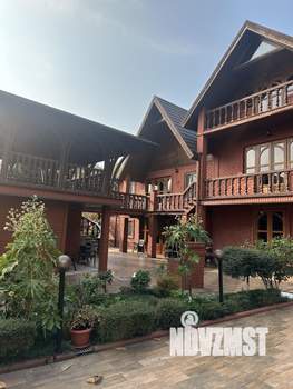 Дом 378м², 3-этажный, участок 11 сот.  