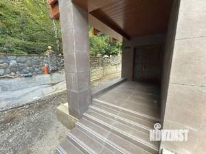 Дом 300м², 3-этажный, участок 6 сот.  