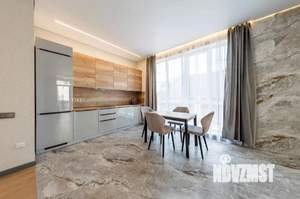 Дом 170м&sup2;, 3-этажный, участок 3 сот.  