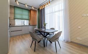 Дом 170м², 2-этажный, участок 6 сот.  