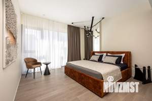 Дом 300м&sup2;, 2-этажный, участок 8 сот.  