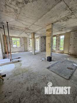 Коттедж 300м², 3-этажный, участок 5 сот.  