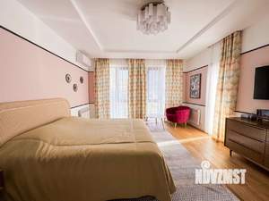 Дом 450м², 3-этажный, участок 12 сот.  