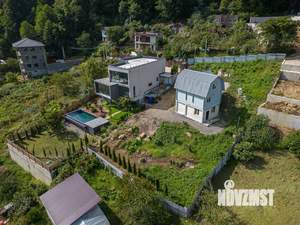 Дом 426м&sup2;, 3-этажный, участок 20 сот.  