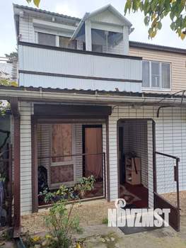 Дом 35м², 2-этажный, участок 6 сот.  