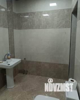 Дом 180м², 2-этажный, участок 5 сот.  