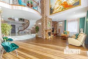 Дом 400м², 2-этажный, участок 11 сот.  