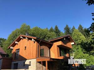 Дом 300м², 2-этажный, участок 5 сот.  