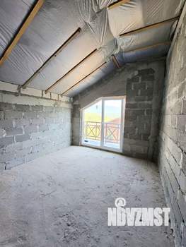 Дом 120м², 2-этажный, участок 5 сот.  