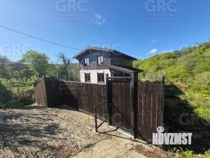 Коттедж 225м², 2-этажный, участок 5 сот.  