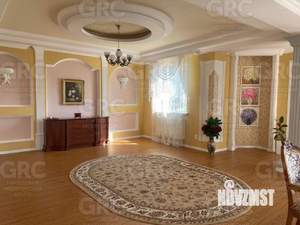 Дом 470м², 3-этажный, участок 6 сот.  