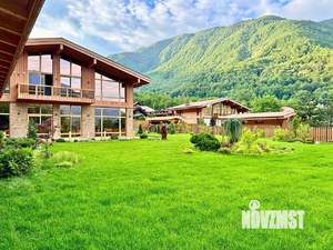 Дом 650м², 2-этажный, участок 30 сот.  