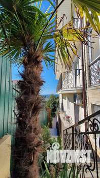 Дом 799м², 5-этажный, участок 10 сот.  