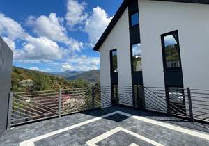 Дом 110м&sup2;, 2-этажный, участок 6 сот.  