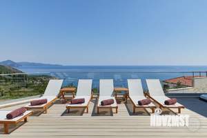 Дом 260м², 2-этажный, участок 7 сот.  