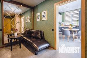 Дом 220м², 2-этажный, участок 7 сот.  