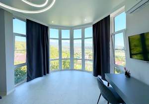 Дом 140м², 2-этажный, участок 5 сот.  