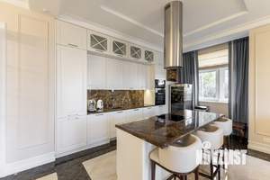 Таунхаус 304м², 3-этажный, участок 4 сот.  