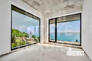 Дом 650м², 2-этажный, участок 8 сот.  