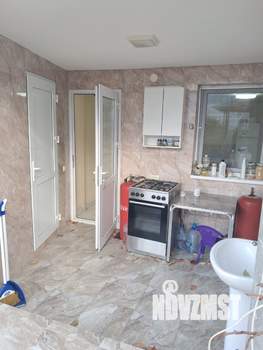 Дом 150м&sup2;, 3-этажный, участок 5 сот.  