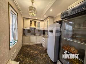 Дом 470м², 2-этажный, участок 10 сот.  