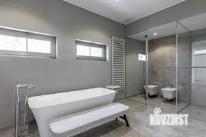 Дом 470м², 2-этажный, участок 15 сот.  