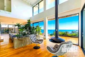 Дом 350м², 2-этажный, участок 11 сот.  