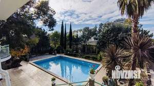 Дом 400м², 3-этажный, участок 16 сот.  