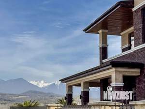 Дом 235м², 2-этажный, участок 4 сот.  