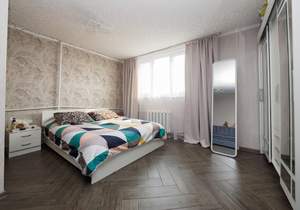 Дом 100м², 3-этажный, участок 6 сот.  