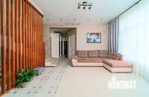 Дом 160м², 2-этажный, участок 5 сот.  