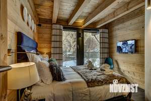 Дом 230м², 2-этажный, участок 11 сот.  