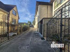 Дом 170м&sup2;, 2-этажный, участок 4 сот.  