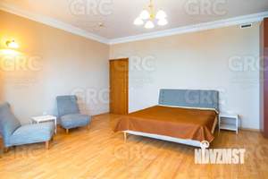 Дом 3000м², 4-этажный, участок 24 сот.  