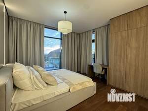 Дом 236м², 2-этажный, участок 6 сот.  