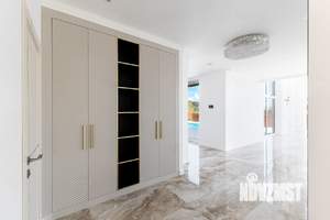 Коттедж 400м², 3-этажный, участок 16 сот.  