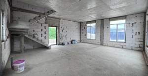 Дом 100м², 2-этажный, участок 0 сот.  