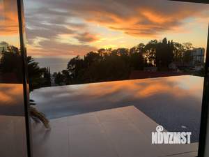 Коттедж 520м², 3-этажный, участок 5 сот.  