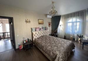 Дом 178м², 2-этажный, участок 7 сот.  