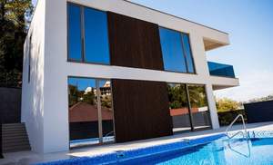 Дом 230м², 2-этажный, участок 5 сот.  