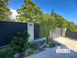 Дом 300м&sup2;, 3-этажный, участок 6 сот.  