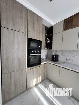 Дом 180м², 2-этажный, участок 6 сот.  