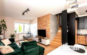 Коттедж 250м², 2-этажный, участок 9 сот.  